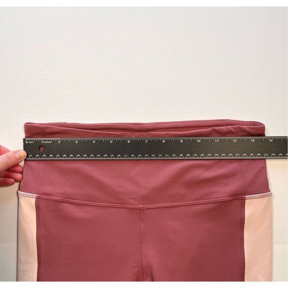 Athleta Exhale Capri 7/8 Legging Crushed Berry Size Medium EUC SheerMesh Detail - Picture 6 of 10